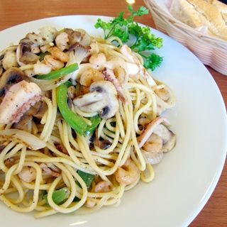 Seafood Spaghetti　(Bonne Vie Tea Lounge)