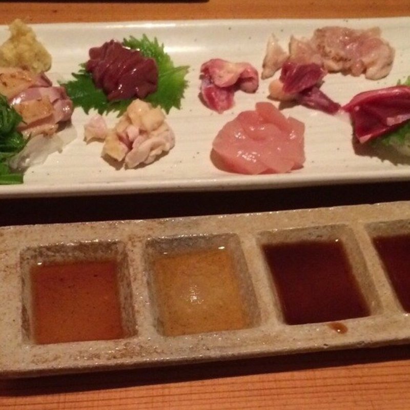 比内地鶏お造り盛り合わせ(鶏家 たちばな)