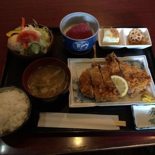 Tonkatsu Teishoku(レストラン沙羅沙)