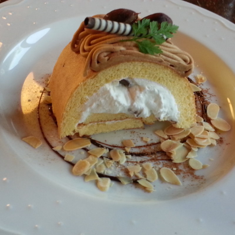マロンロールケーキ(珈琲哲學)