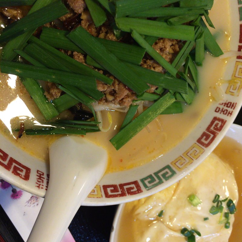 豚骨台湾定食(栄成軒)