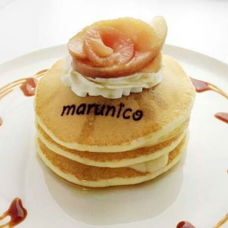 りんごパンケーキ(まるにこ)