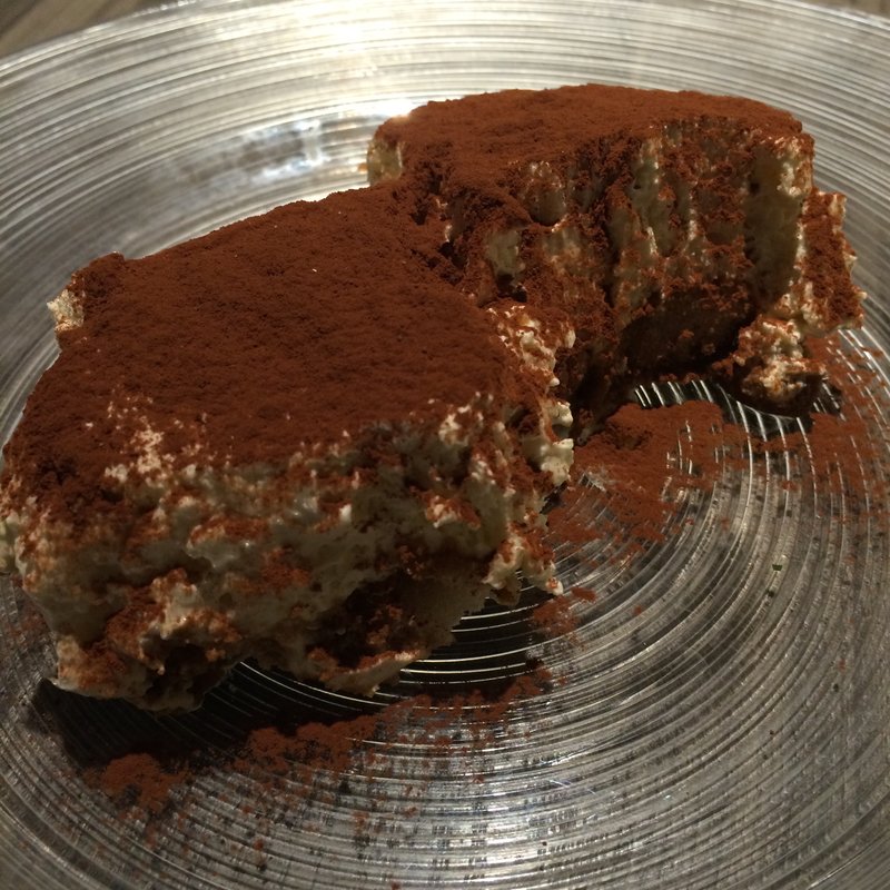 ティラミス(TRATTORIA PINOLO)