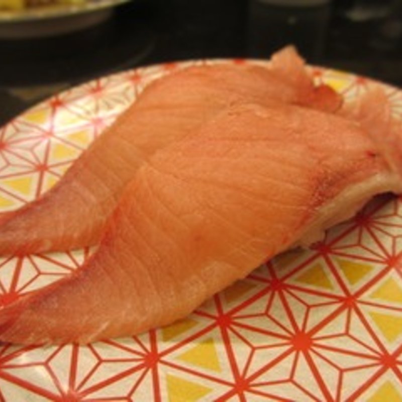 天然ぶり(回し寿司活 横浜スカイビル店)