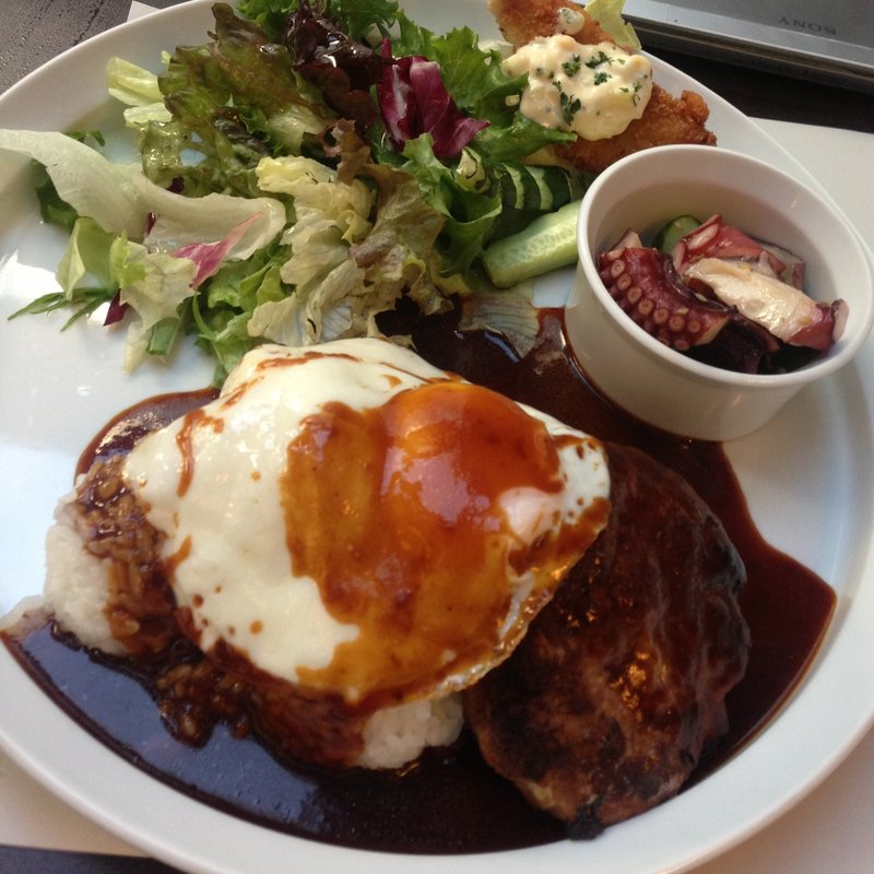 ロコモコランチ(渋谷シティラウンジ)