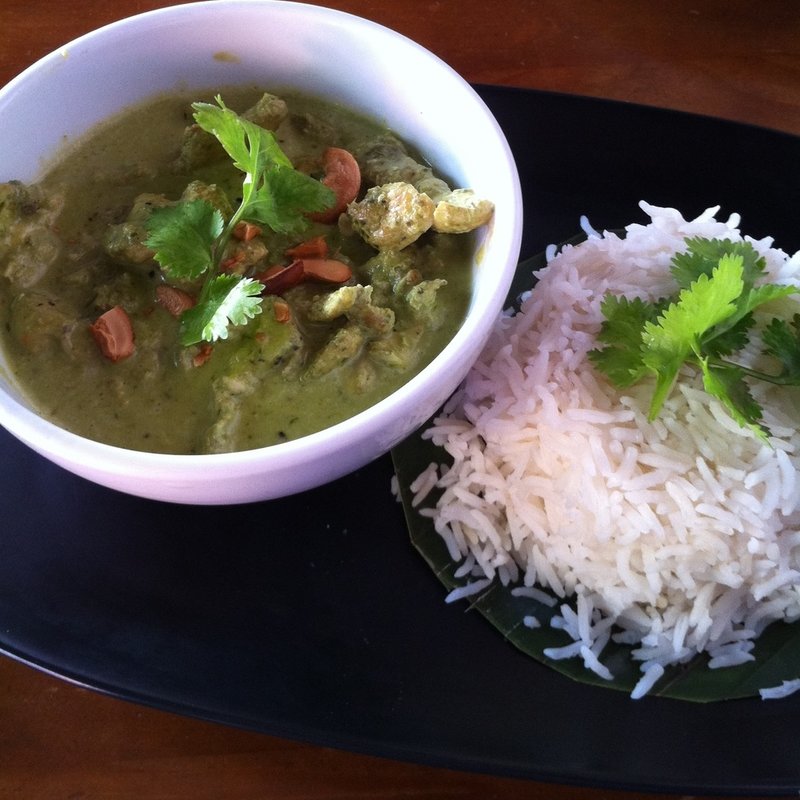 Green Curry Chicken(The Apartment)