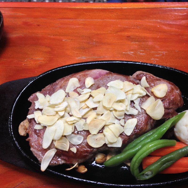 リブロースステーキ(ステーキ ハウス オキナワ ベース 中島店 （STEAK HOUSE OKINAWA BASE）)