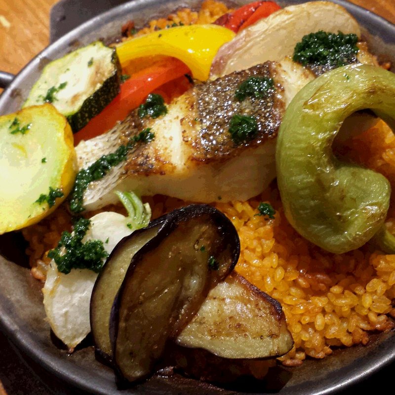 フィッシュパエリア(フィッシュハウス オイスターバー （FISH HOUSE OYSTER BAR）)