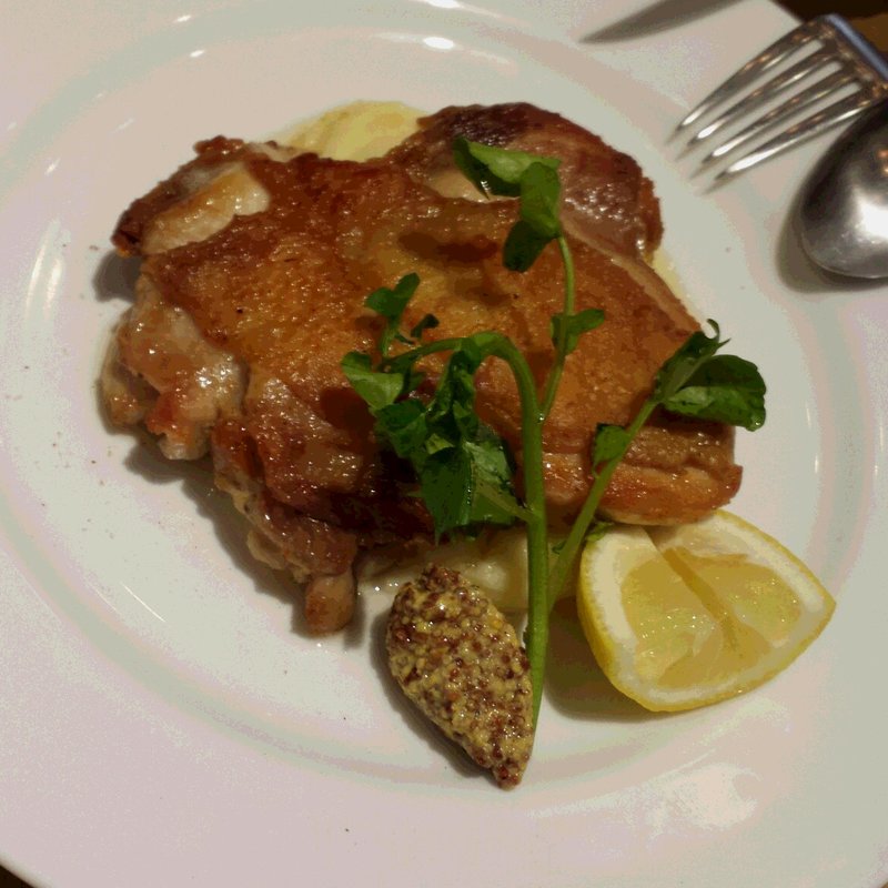 大山鶏のロースト　粒マスタード添え(TarTarT（タルタート）)