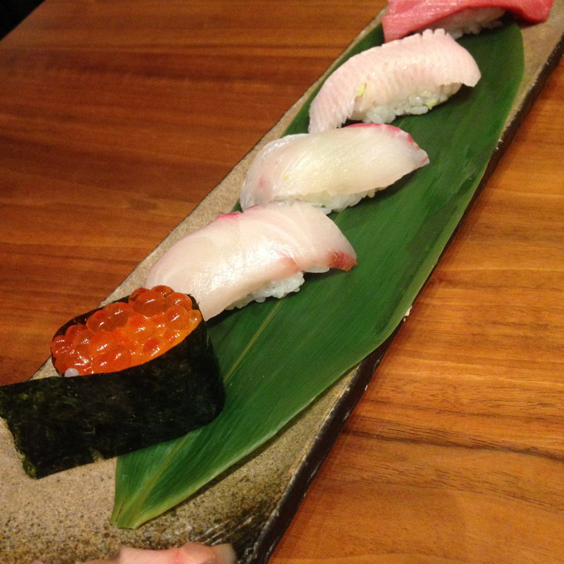 海鮮上にぎり寿司6貫(旬和席 うおまん 三ノ宮店 （しゅんわせき うおまん）)