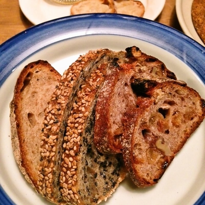 パンの盛り合わせ（パーラー江古田）(フジマル （FUJIMARU）)