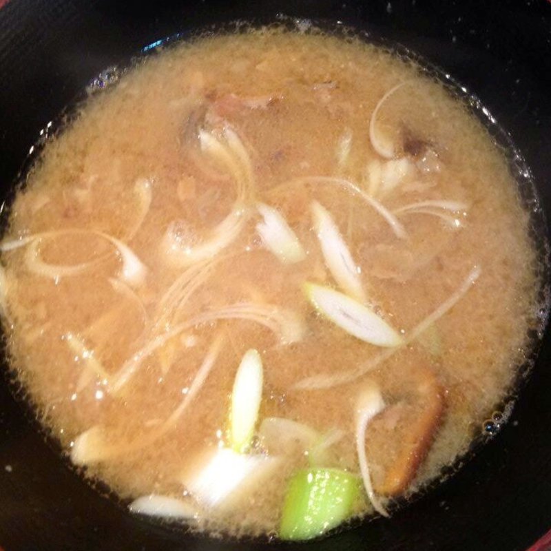 あら汁(北海道海鮮問屋根室食堂)