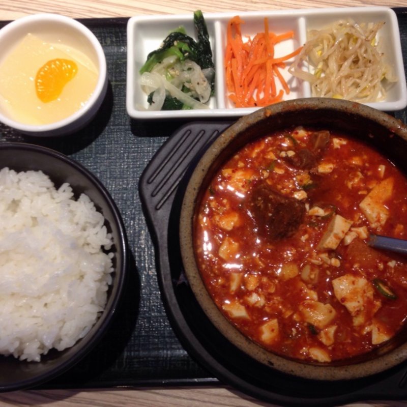 牛すじスンドゥブ (東京純豆腐　自由が丘店)