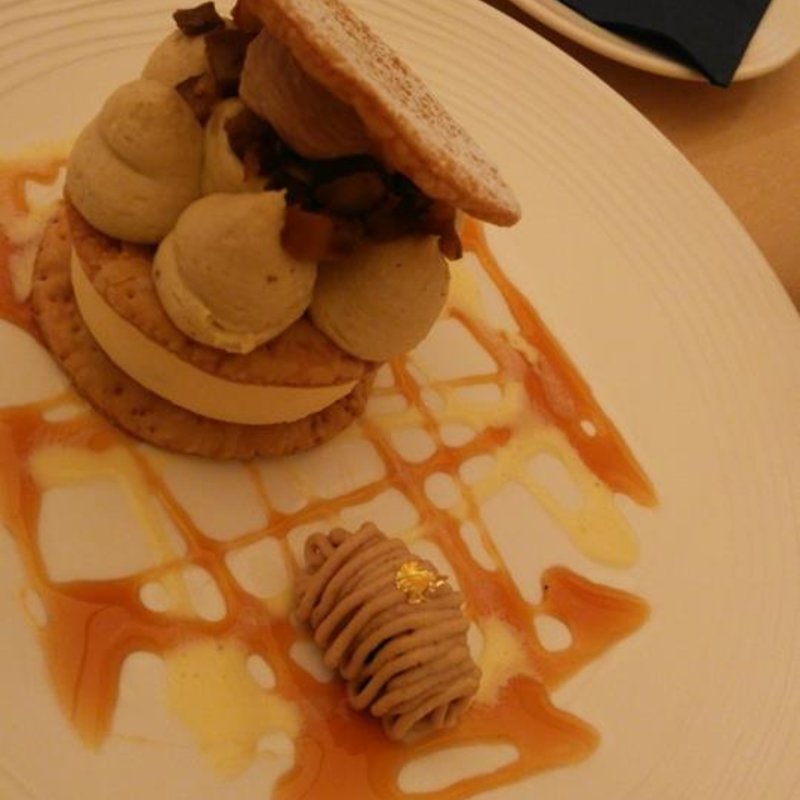 ミルフィーユ仕立てのモンブラン(マールブランシュ 北山本店 )