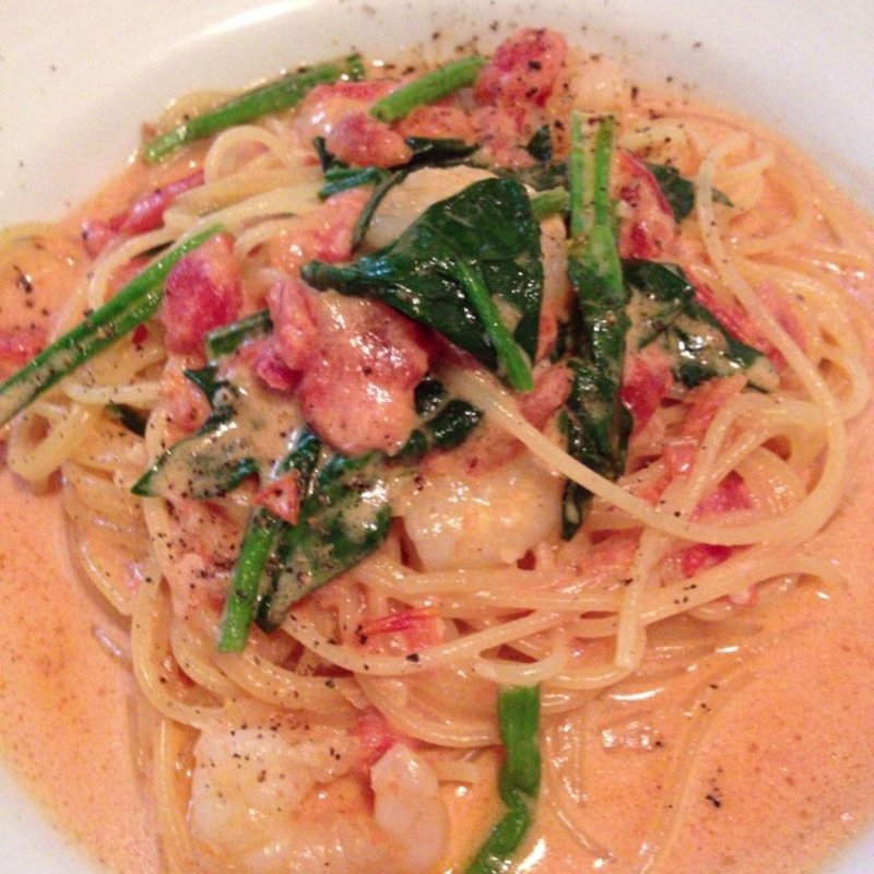 トマトのクリームパスタ(サントラントヌフ CENT-TRENTE-NEUF)