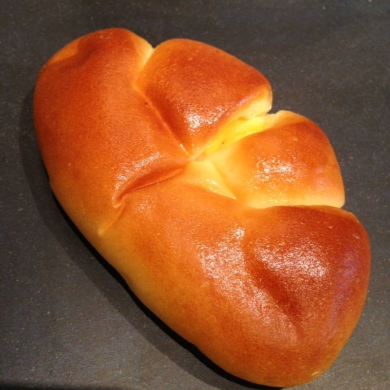 クリームパン(Pain fermier 穂の香)