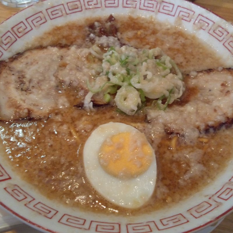 豚骨醤油ラーメン (下頭橋ラーメン 戸田店 （げとうばしらーめん）)