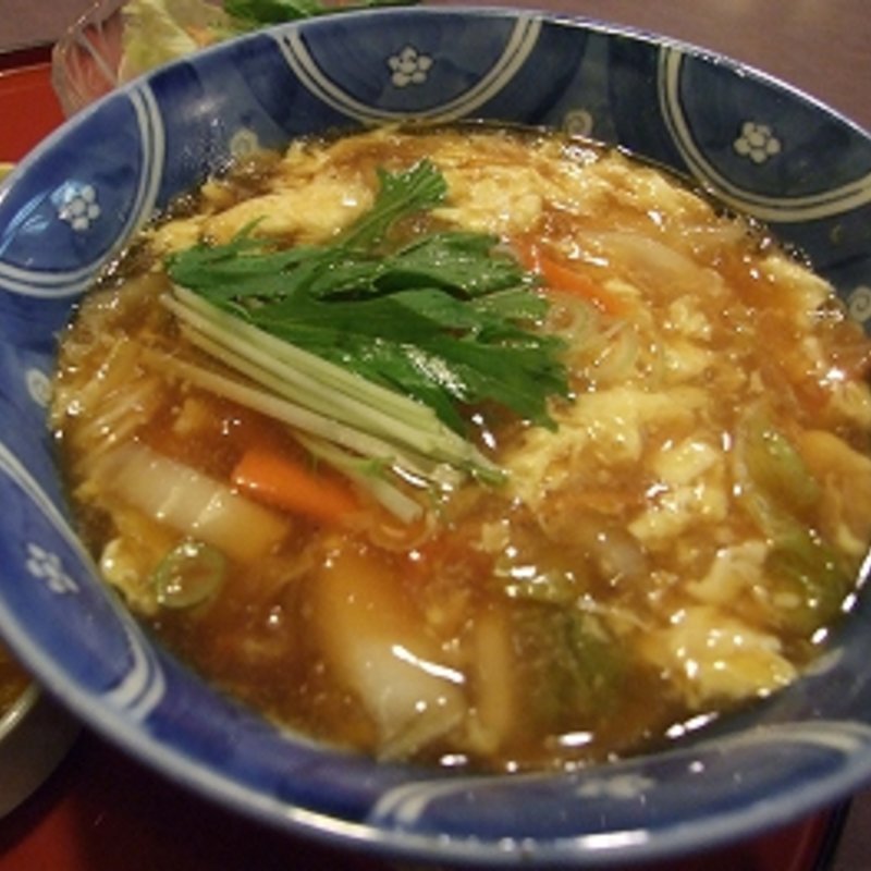 黒酢酸辣うどん(味の民芸伏見店)