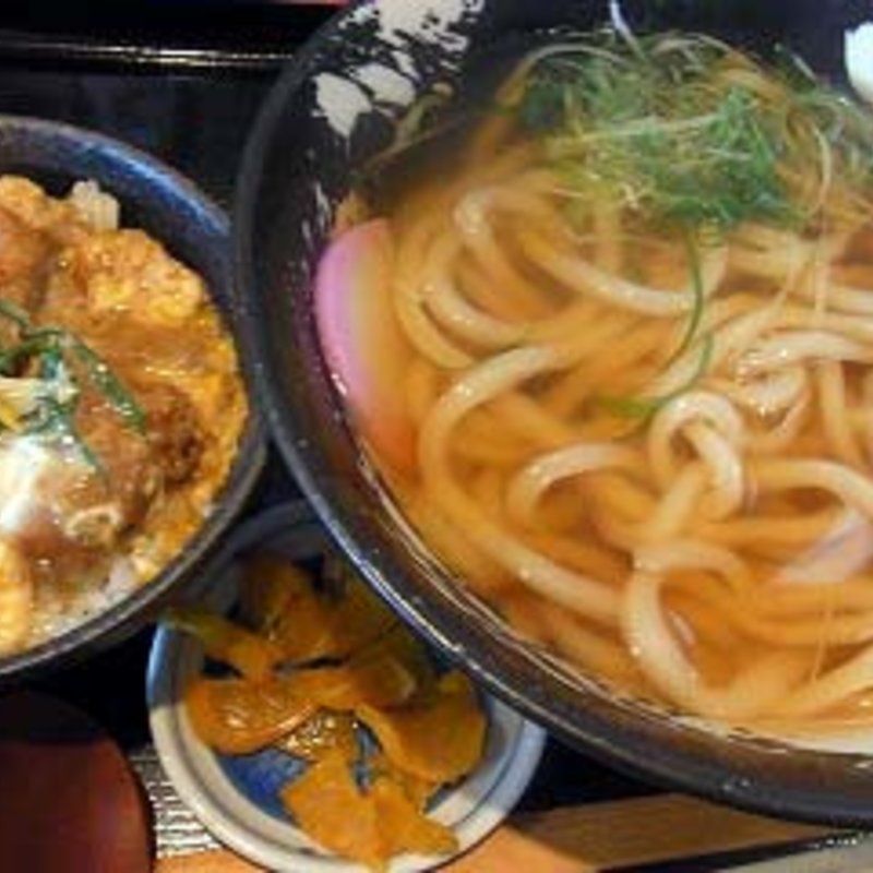 かけ＆うまうまミニカツ丼セット。(手打ちうどん 団平)