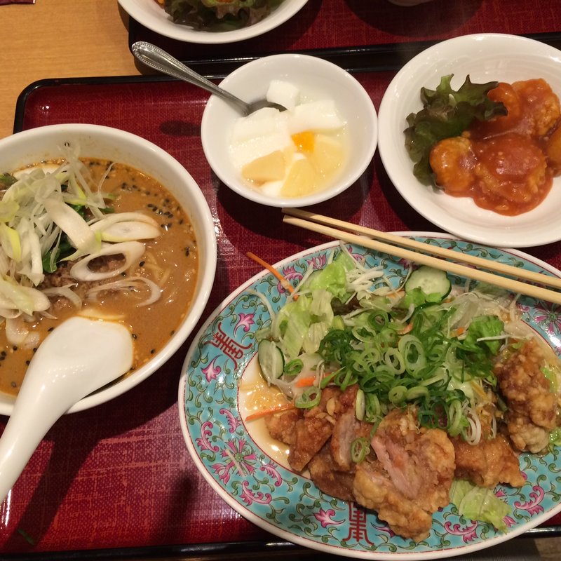 担々麺と油淋鶏のセット(中国酒家 朝陽閣 長堀店)