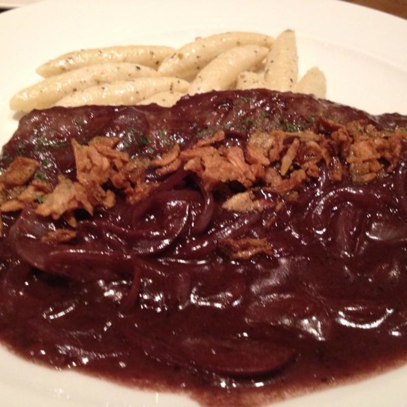 ツヴィーベルローストブラーテン(ノイエス （Neues）)