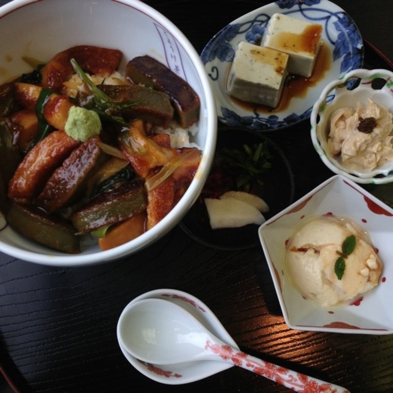 お麩丼(とようけ茶屋 （とようけちゃや）)