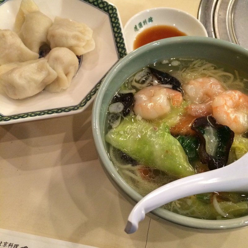 水餃子(随園別館 新宿店)