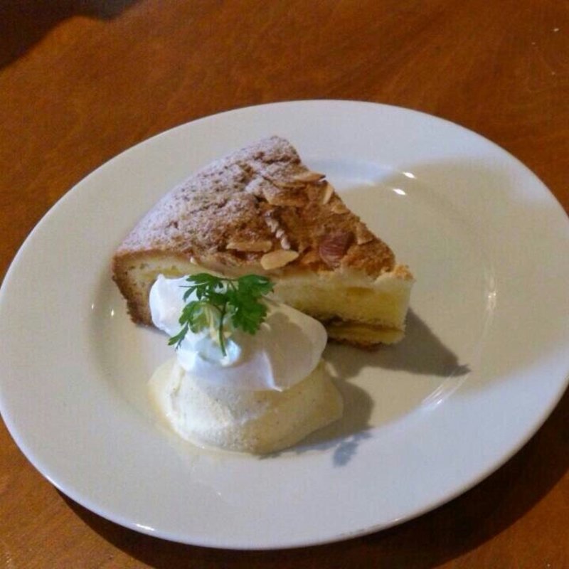 アーミッシュカントリーケーキ(マザームーンカフェ 美浜)