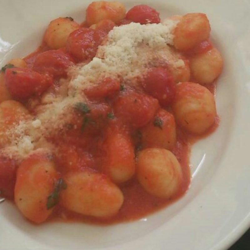 トマトソースとパルミジャーノのニョッキ(ランチ)(CICADA)