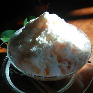 カスタムかき氷(洋梨×カラメル×カスタード)(いちょうの木 )
