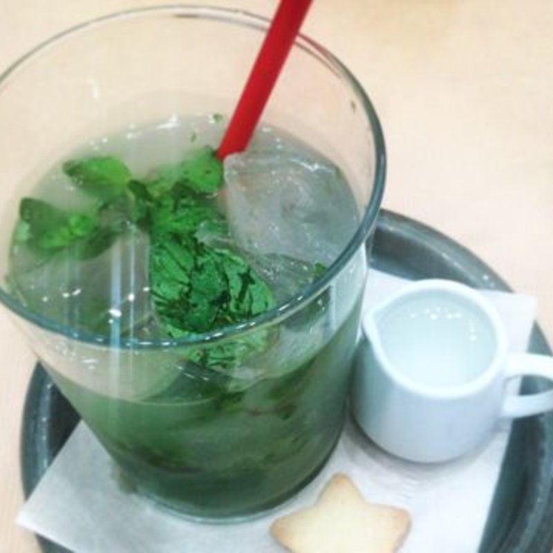 アイスミントジンジャーティー(ローズベーカリー （Rose Bakery）)