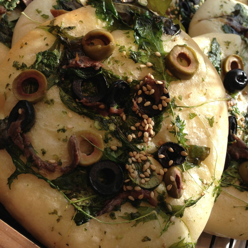 オリーブとアンチョビのフォッカッチャ(ゴントラン・シェリエ （GONTRAN CHERRIER TOKYO）)