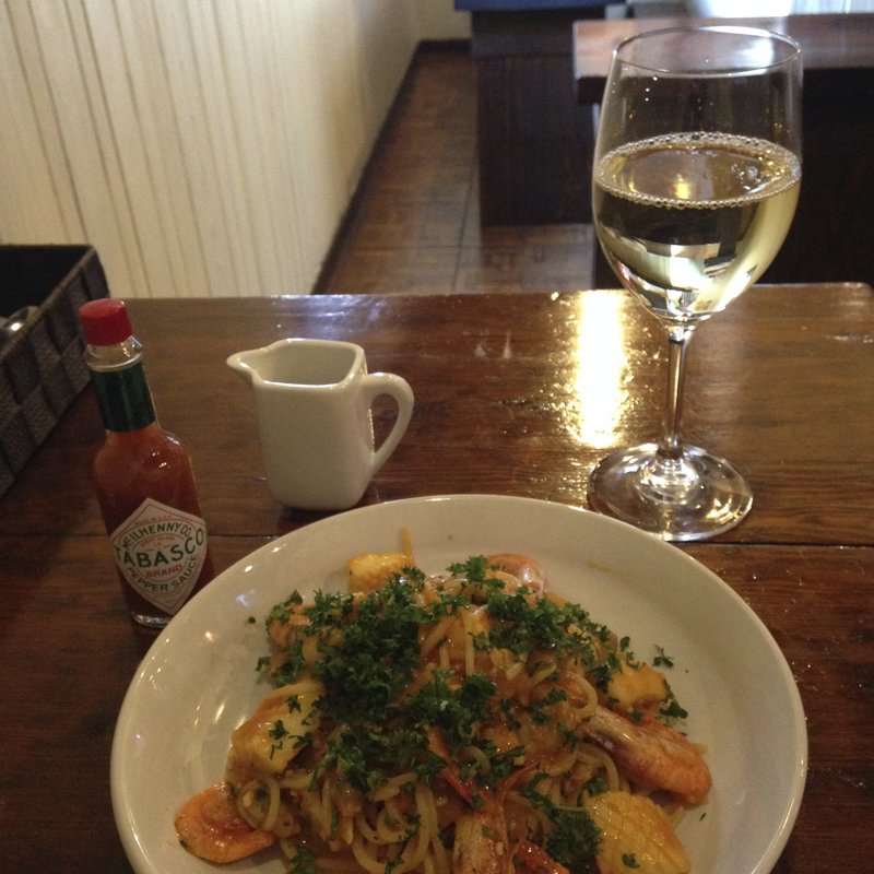 海老とイカのトマトソースパスタ(POLPO （ポルポ）)