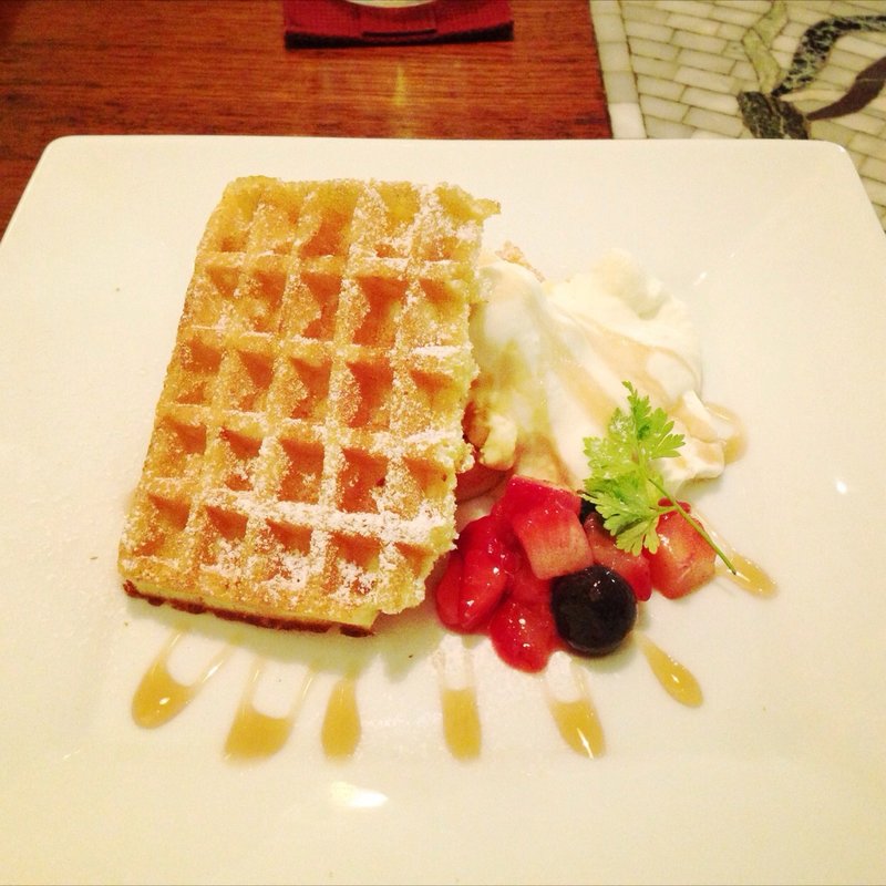 ワッフル(33St. Cafe)