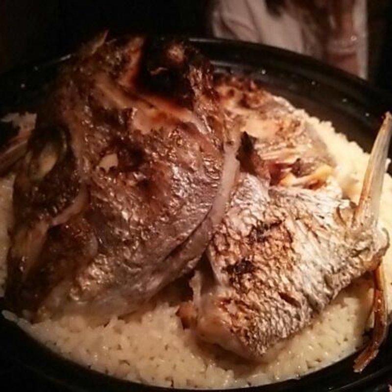 鯛かぶとの土鍋ご飯(和食とお酒 きいろ 青山店)