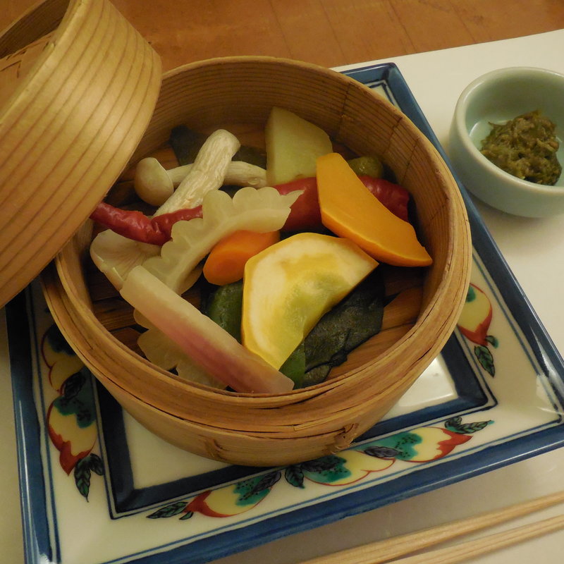 野菜の蒸籠蒸し(鉄板　彩馳)