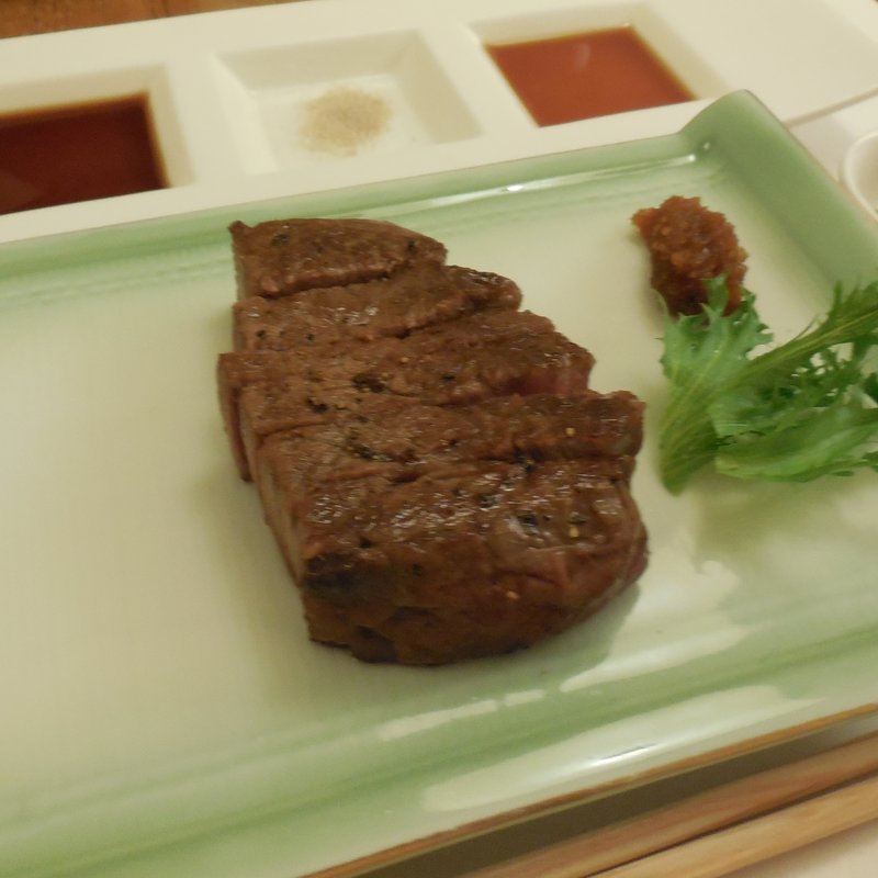 里美牛のフィレ(鉄板　彩馳)