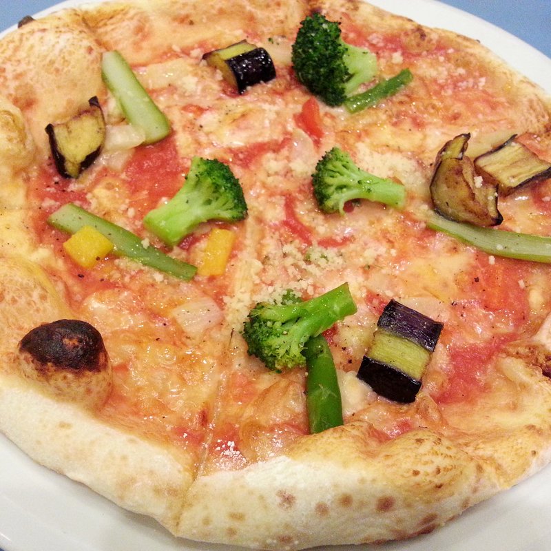 野菜畑の彩りピッツァ(ポルティチェッロ 横浜店)