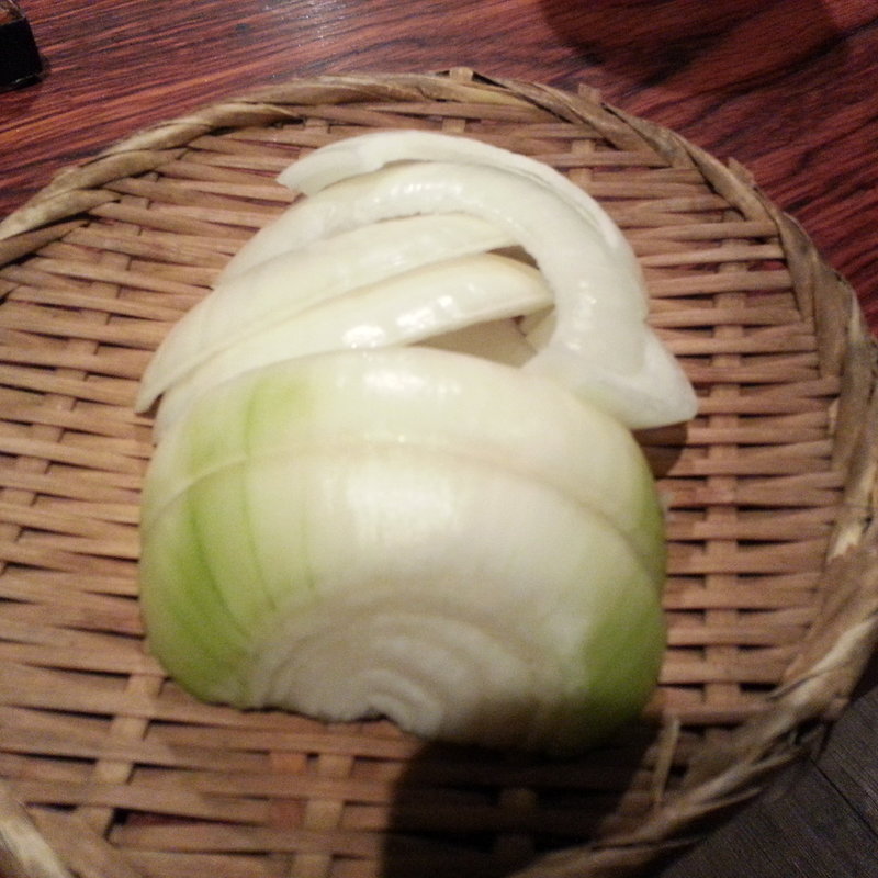 玉ねぎ盛り(肉処菜家 わくら)