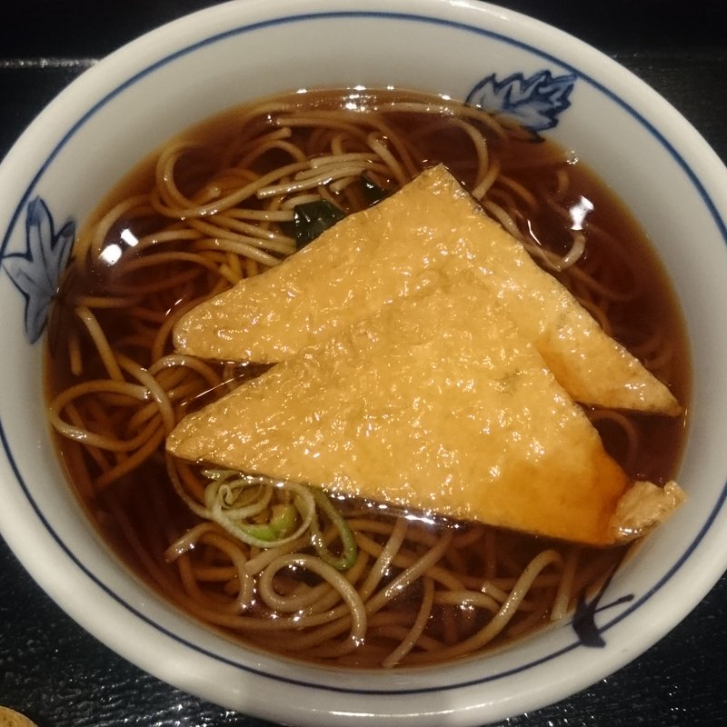 きつねそば(三間堂 横浜ベイクォーター店 （さんげんどう）)