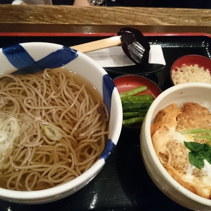 カツ丼定食(信州そば処 そじ坊 山王パークタワービル店)