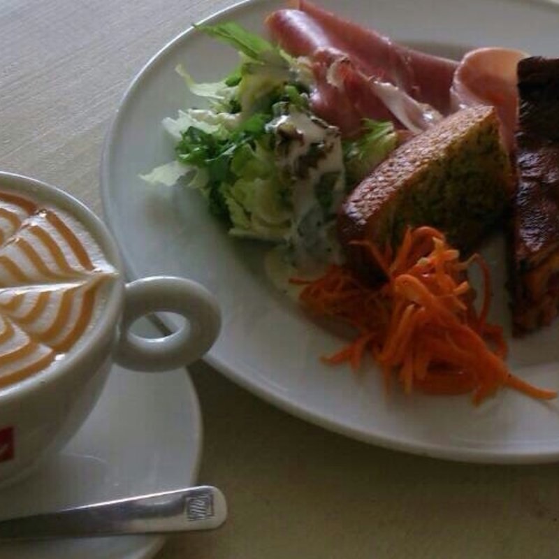 キッシュプレートランチ(カフェグランピー)