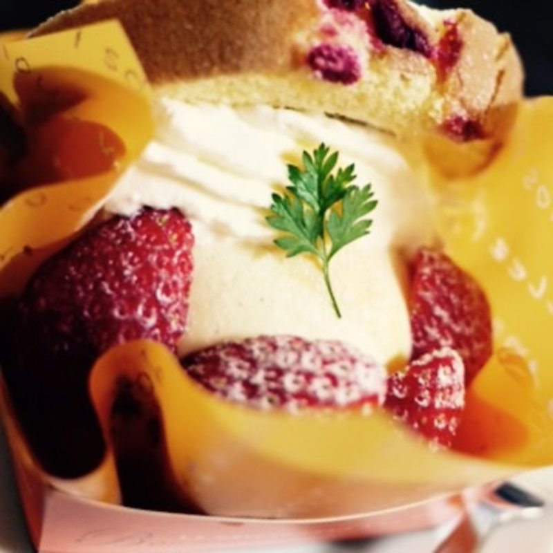 イチゴのカップケーキ(マリアヴェルト)