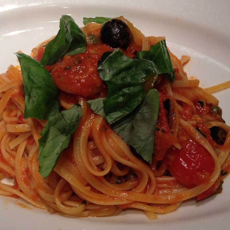 娼婦風リングイーネ(Trattoria Ciaoro（トラットリア・チャオロ）)