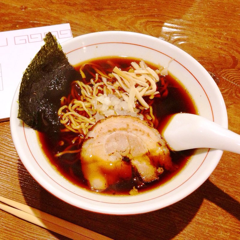 醤油ラーメン(霧笛 )