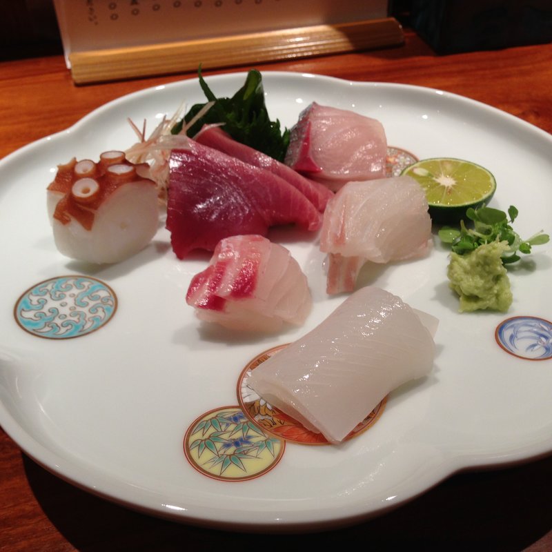 刺身盛り合わせ(びんびや)