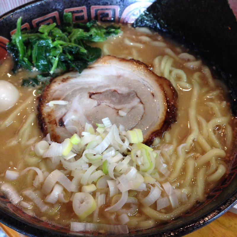 濃厚鶏豚白湯麺大盛り(釜神 日和田店)