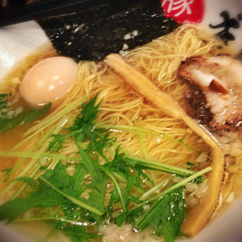 豚そば(横浜家系ラーメン きがる家 豊田美里店)