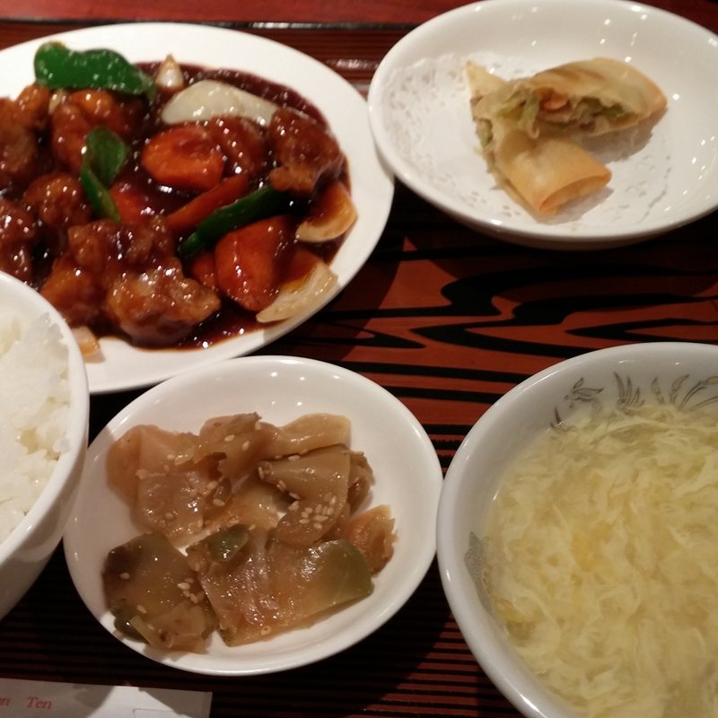 黒酢すぶた定食(中国料理 蓬莱春飯店 本店)