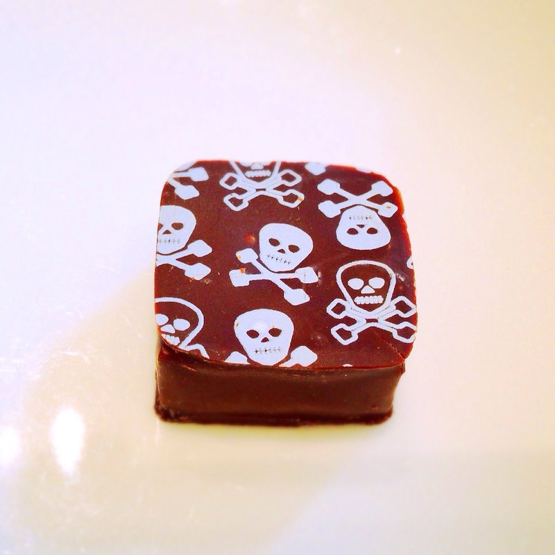 ココナッツ(コンパーテスショコラティエ　東京駅店)